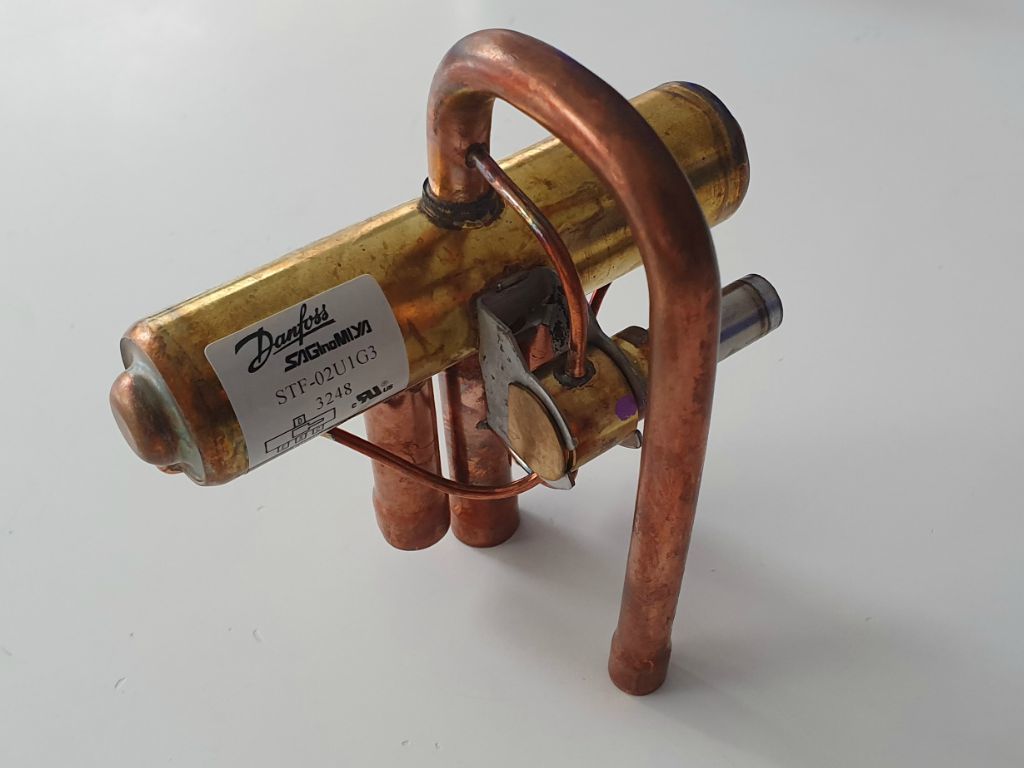 Danfoss-Saginomiya_stf-02u1g3  Dört Yollu Vana